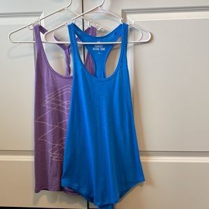 💜Pair tanks SO & ON purple workout, yoga tank size xsmall